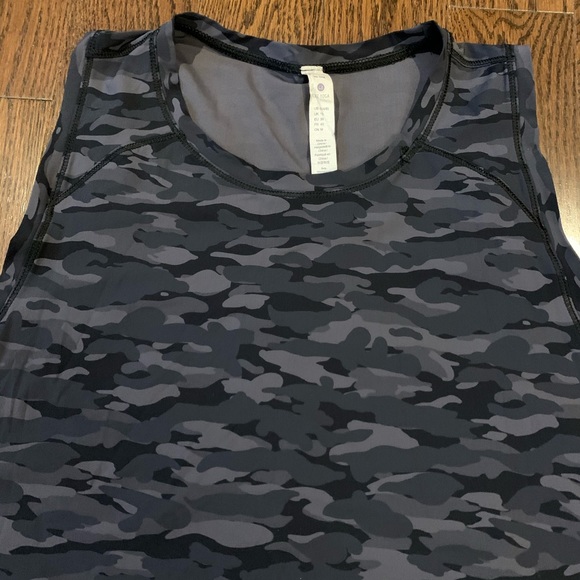 🔥 3/$20 CRZ YOGA breezy camo mesh back top SM sz 4/6 - Picture 8 of 11